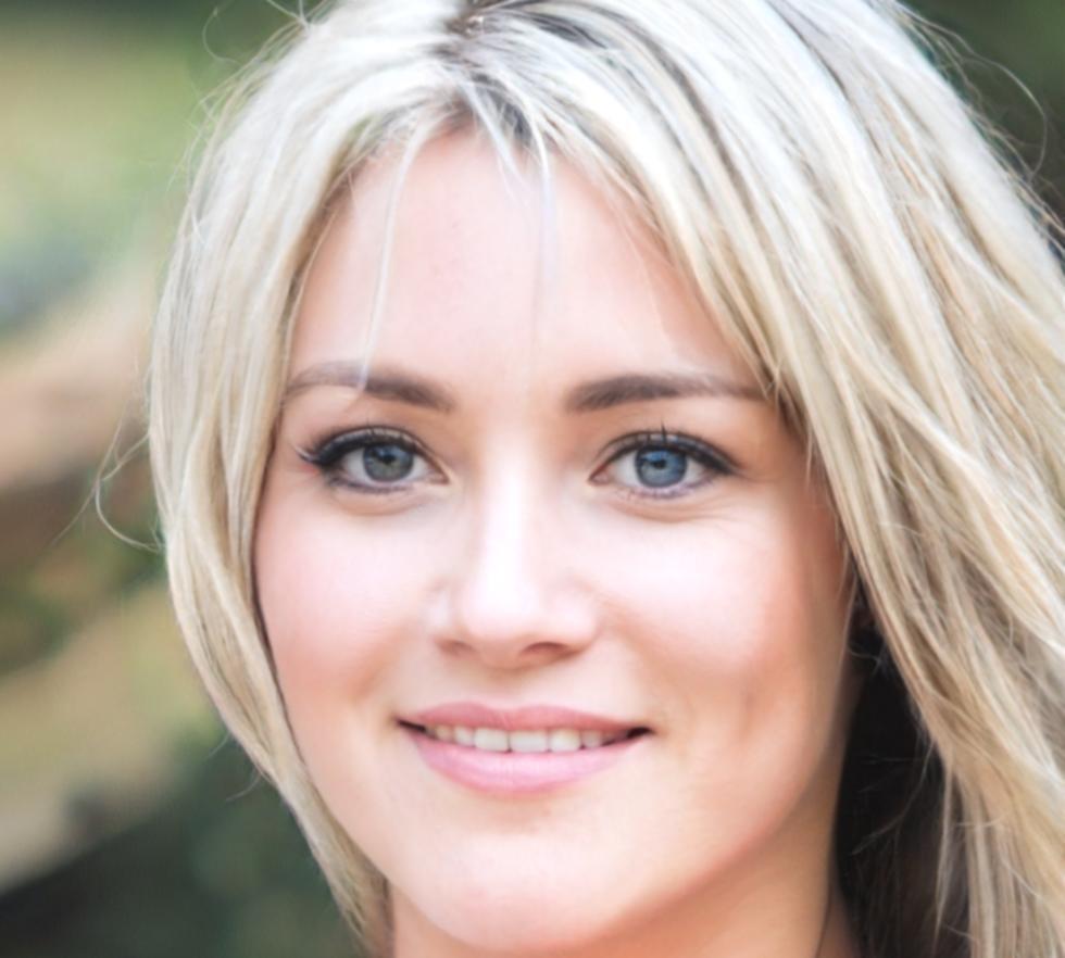 Ингрид Альварес — руководитель аналитики